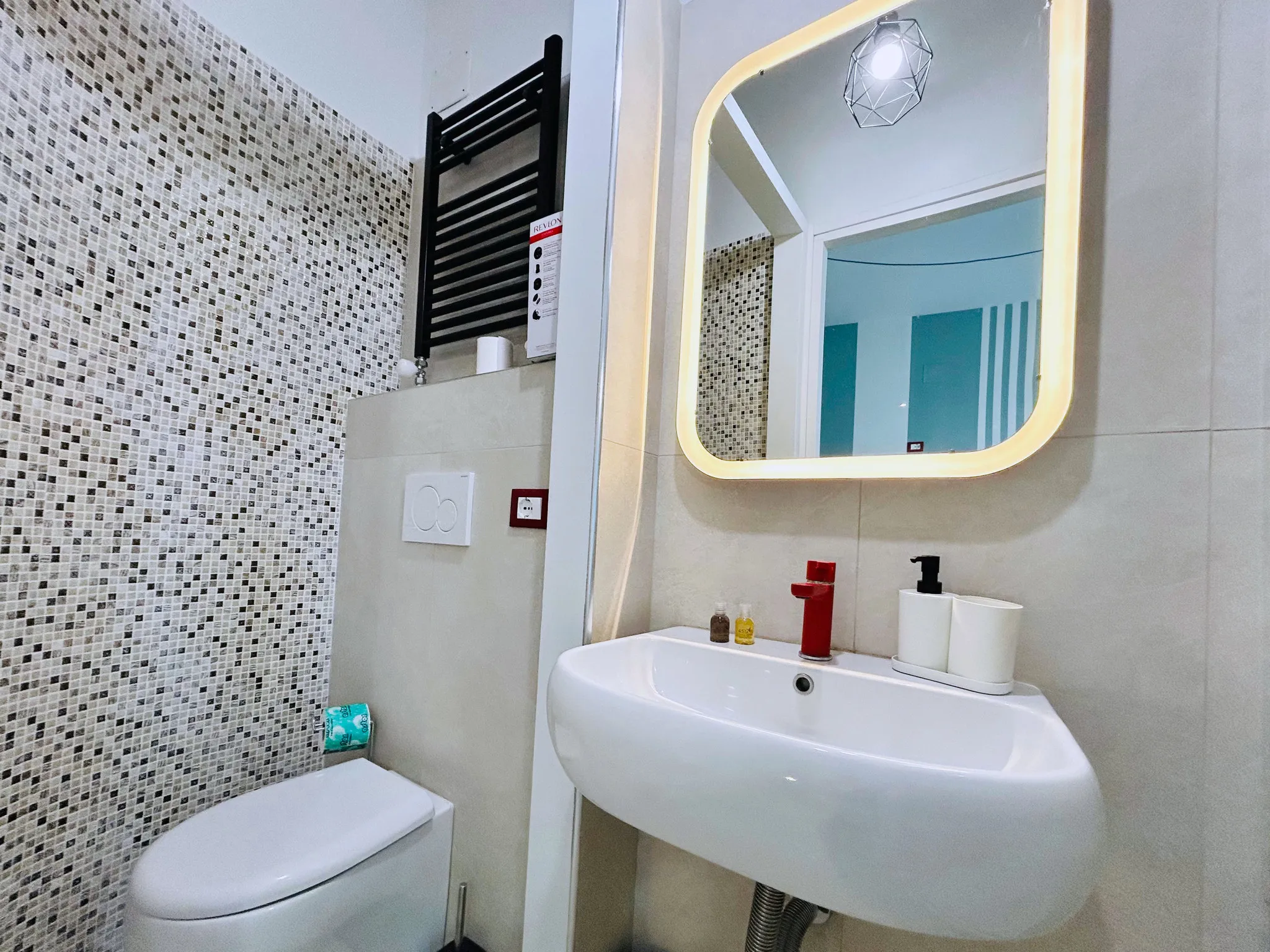 Camera Tripla Comfort con Doccia — foto 8